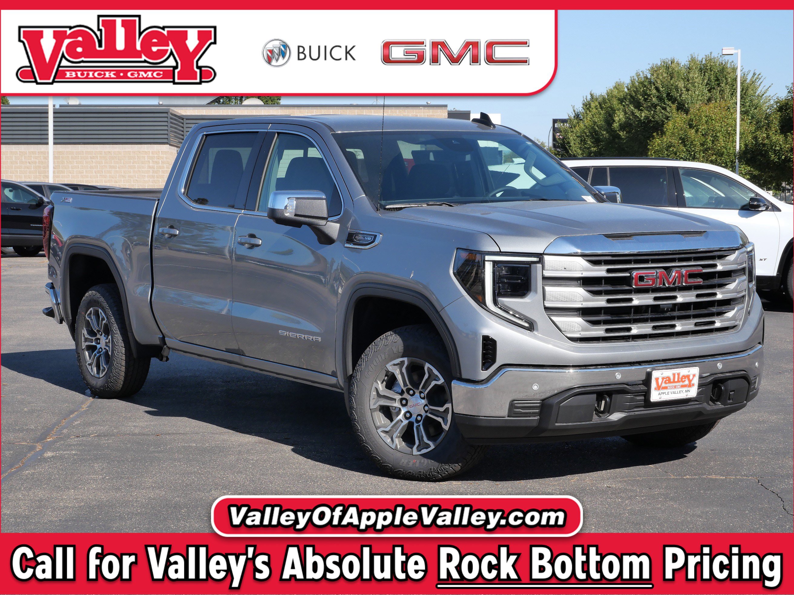 New 2026 GMC Sierra 1500 SLE image 1