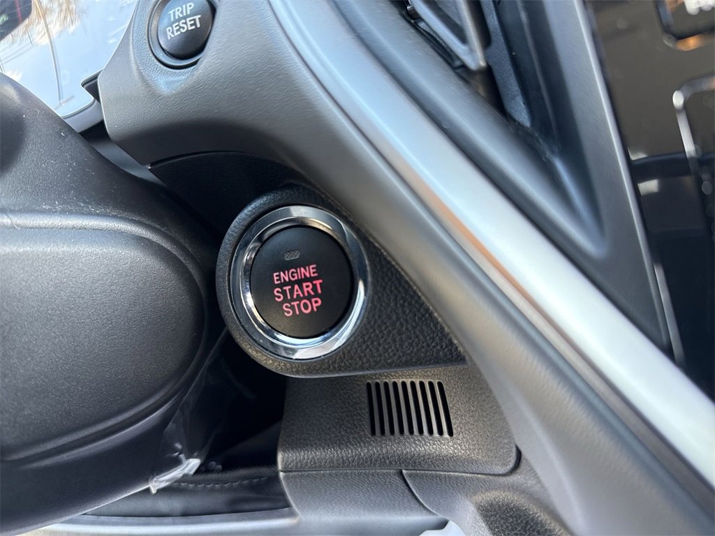 Used 2024 Subaru Crosstrek 2.0i Premium image 16