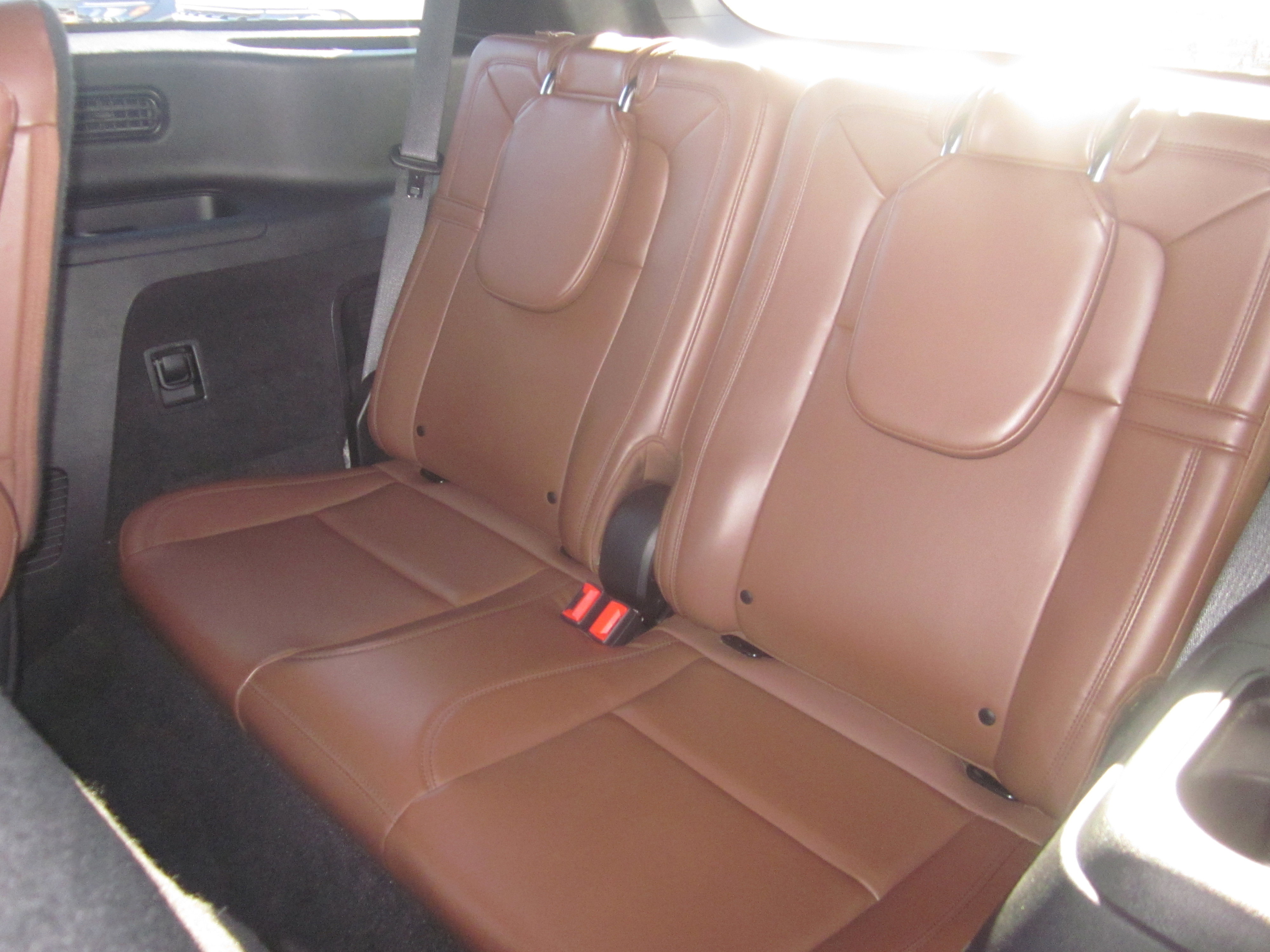 Used 2020 Lincoln Aviator Reserve w/ Elements Package Plus image 12