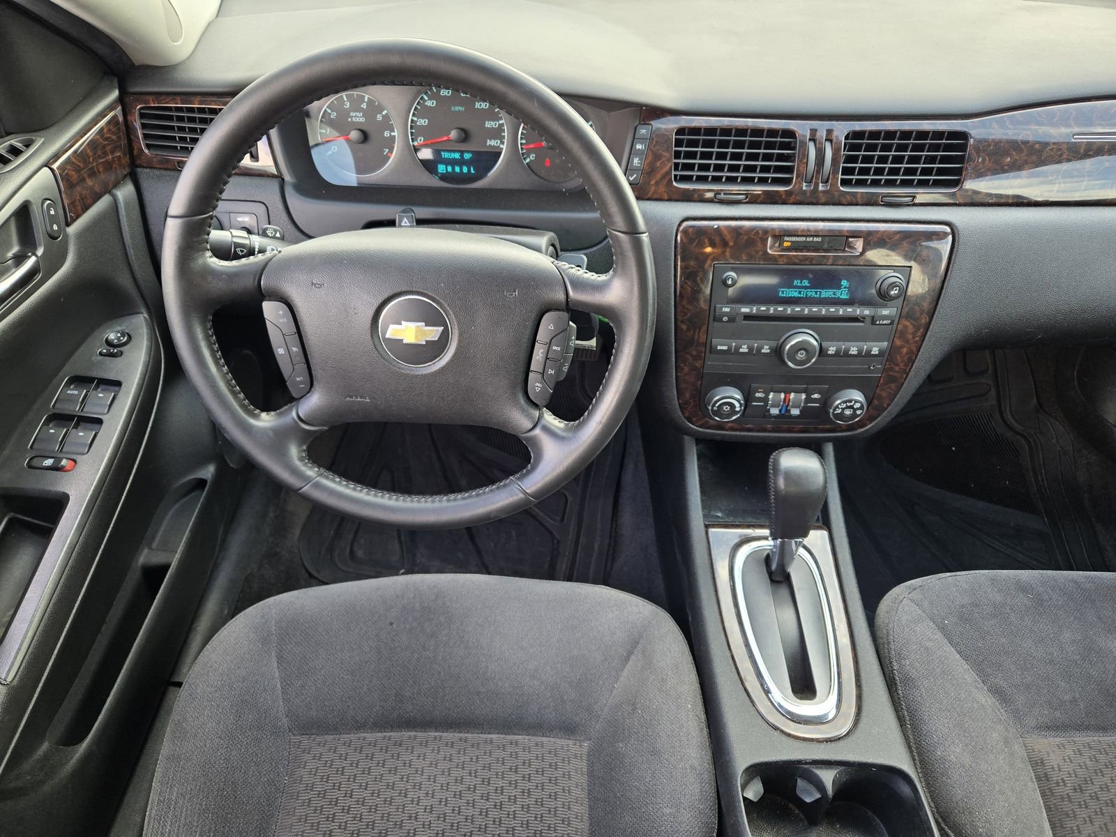 Used 2013 Chevrolet Impala LT w/ LT Sunroof Package image 24