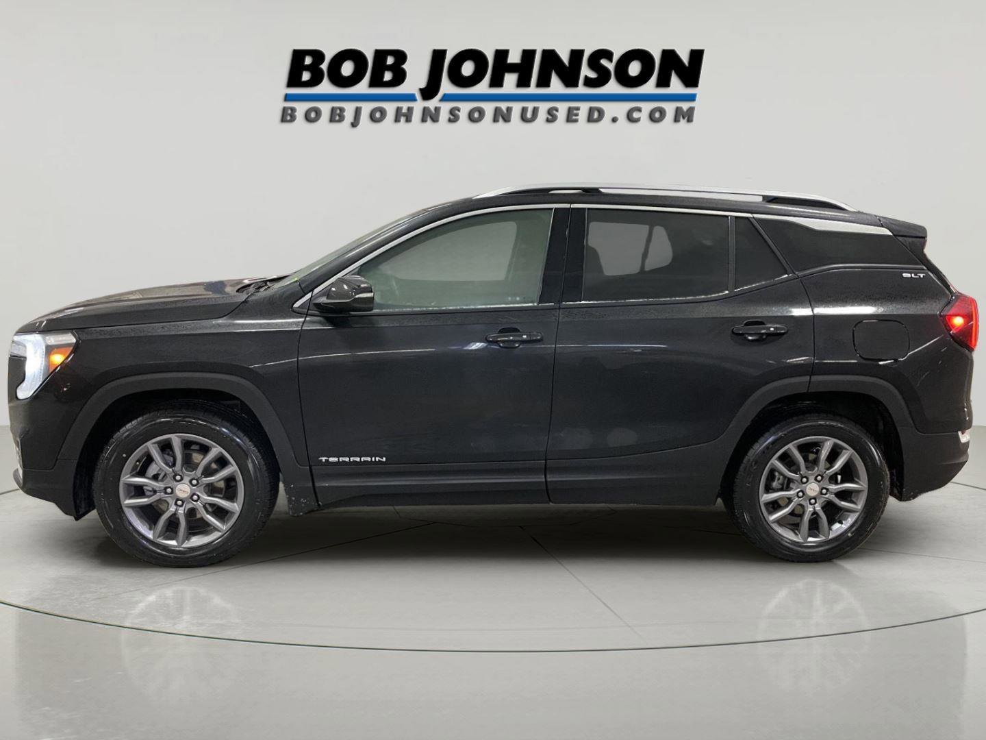 Used 2023 GMC Terrain SLT w/ LPO, Floor Liner Package image 4