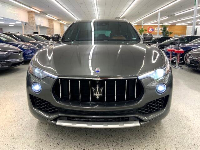 Used 2017 Maserati Levante S image 2