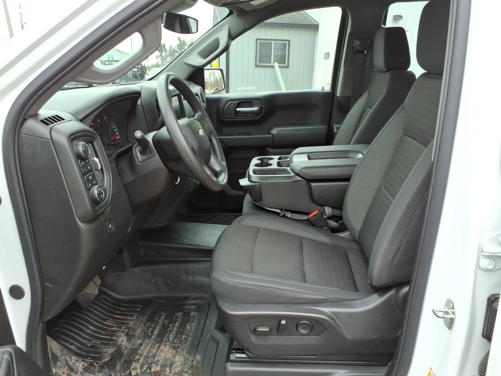 Used 2024 Chevrolet Silverado 1500 W/T w/ WT Fleet Convenience Package AWD/4WD image 10