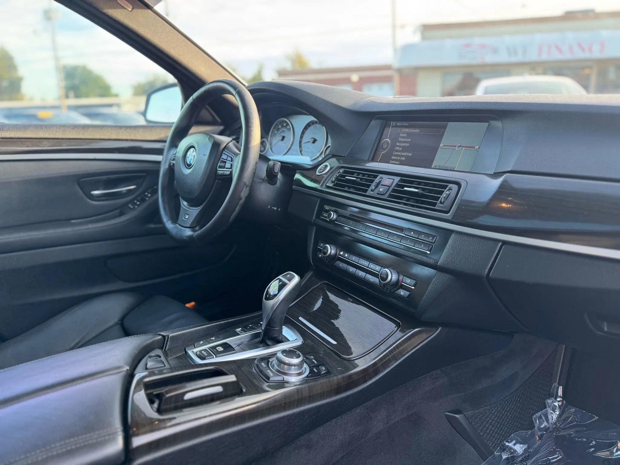 Used 2011 BMW 535i xDrive Sedan image 20