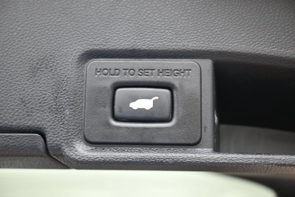 Used 2022 Acura RDX w/ Advance Package AWD/4WD image 16