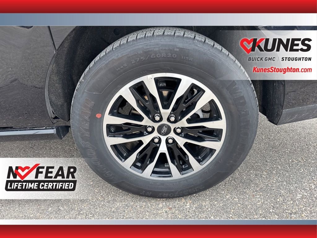 Used 2025 Ford Expedition Max Platinum AWD/4WD image 18