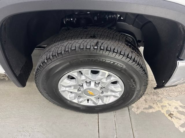 New 2026 Chevrolet Silverado 3500 LT w/ Convenience Package AWD/4WD image 4