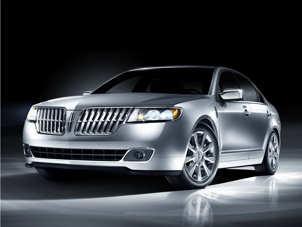 Used 2010 Lincoln MKZ FWD image 1