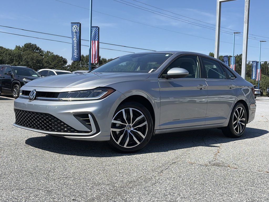 Used 2025 Volkswagen Jetta SE