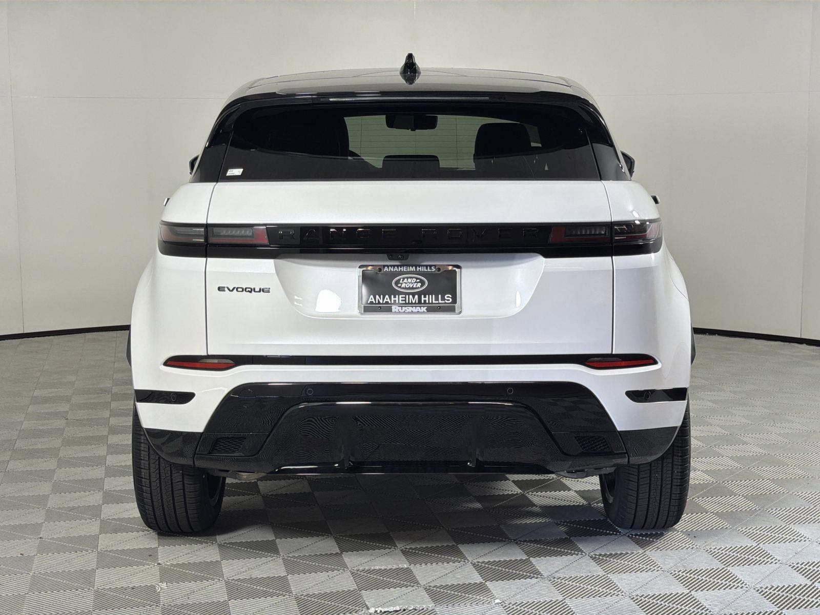 New 2026 Land Rover Range Rover Evoque Dynamic SE image 4