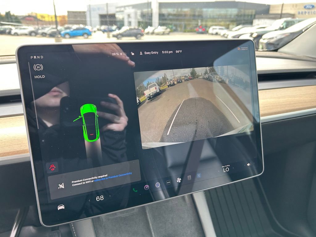 Used 2021 Tesla Model Y Long Range AWD/4WD image 19