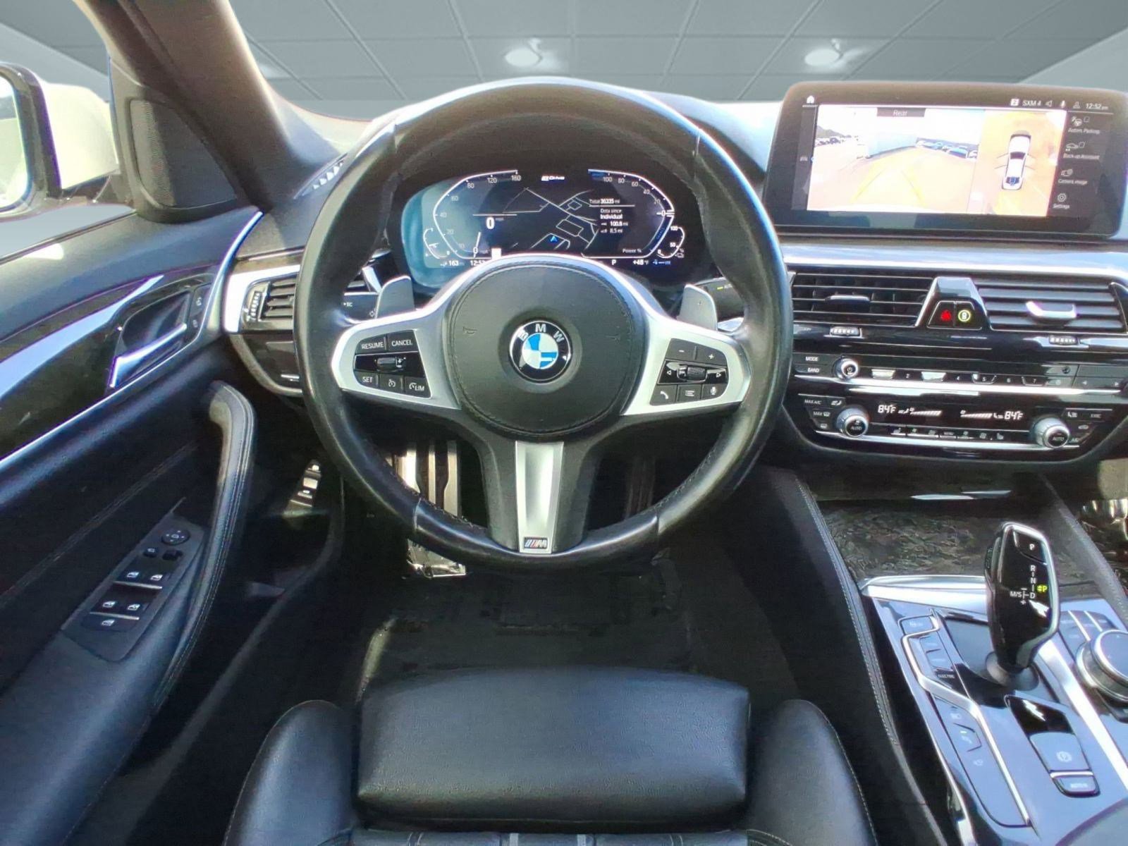 Used 2021 BMW 530e w/ M Sport Package image 25