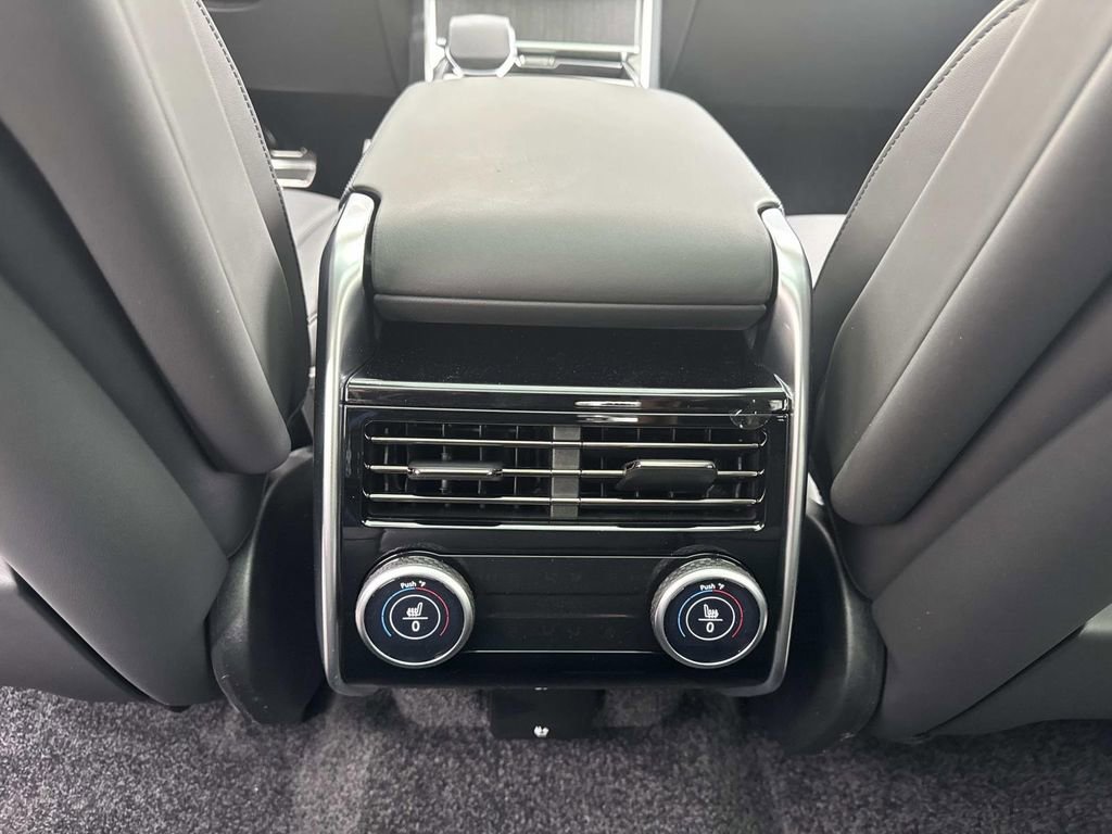 New 2026 Land Rover Range Rover SE AWD/4WD image 17
