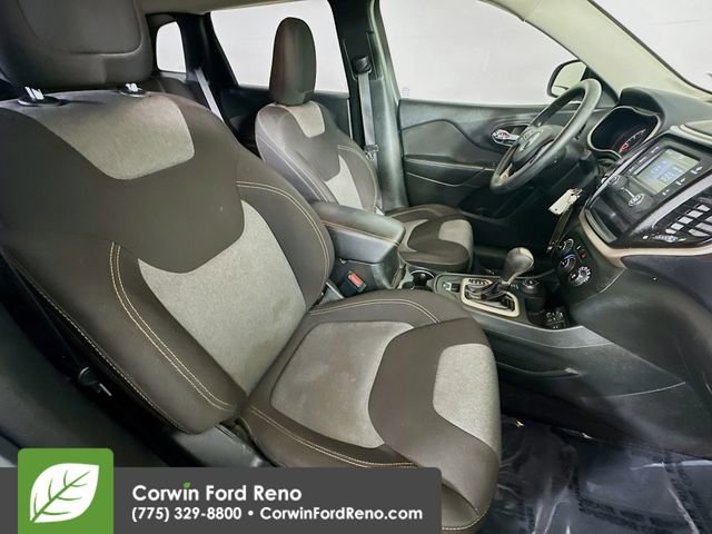 Used 2016 Jeep Cherokee Sport w/ Trailer Tow Group AWD/4WD image 24