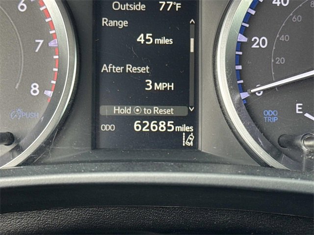 Used 2019 Toyota Highlander LE image 29