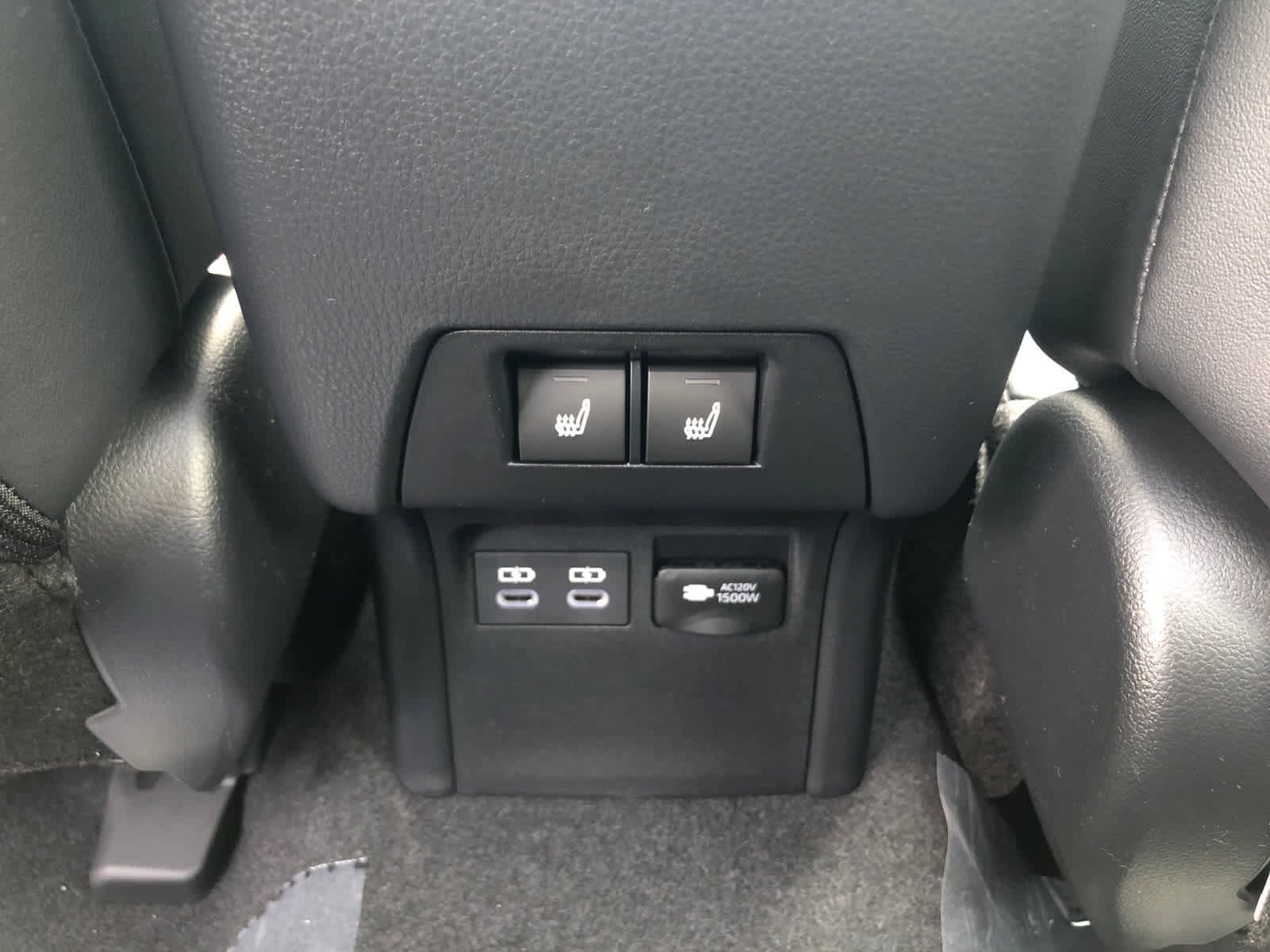 New 2026 Toyota Prius Plug-In Hybrid FWD image 28