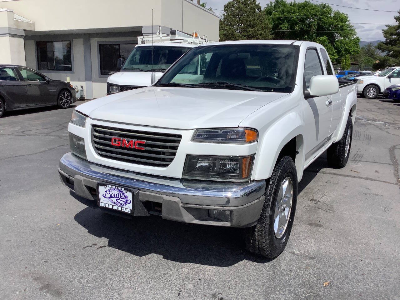 Used 2011 GMC Canyon SLE AWD/4WD image 3