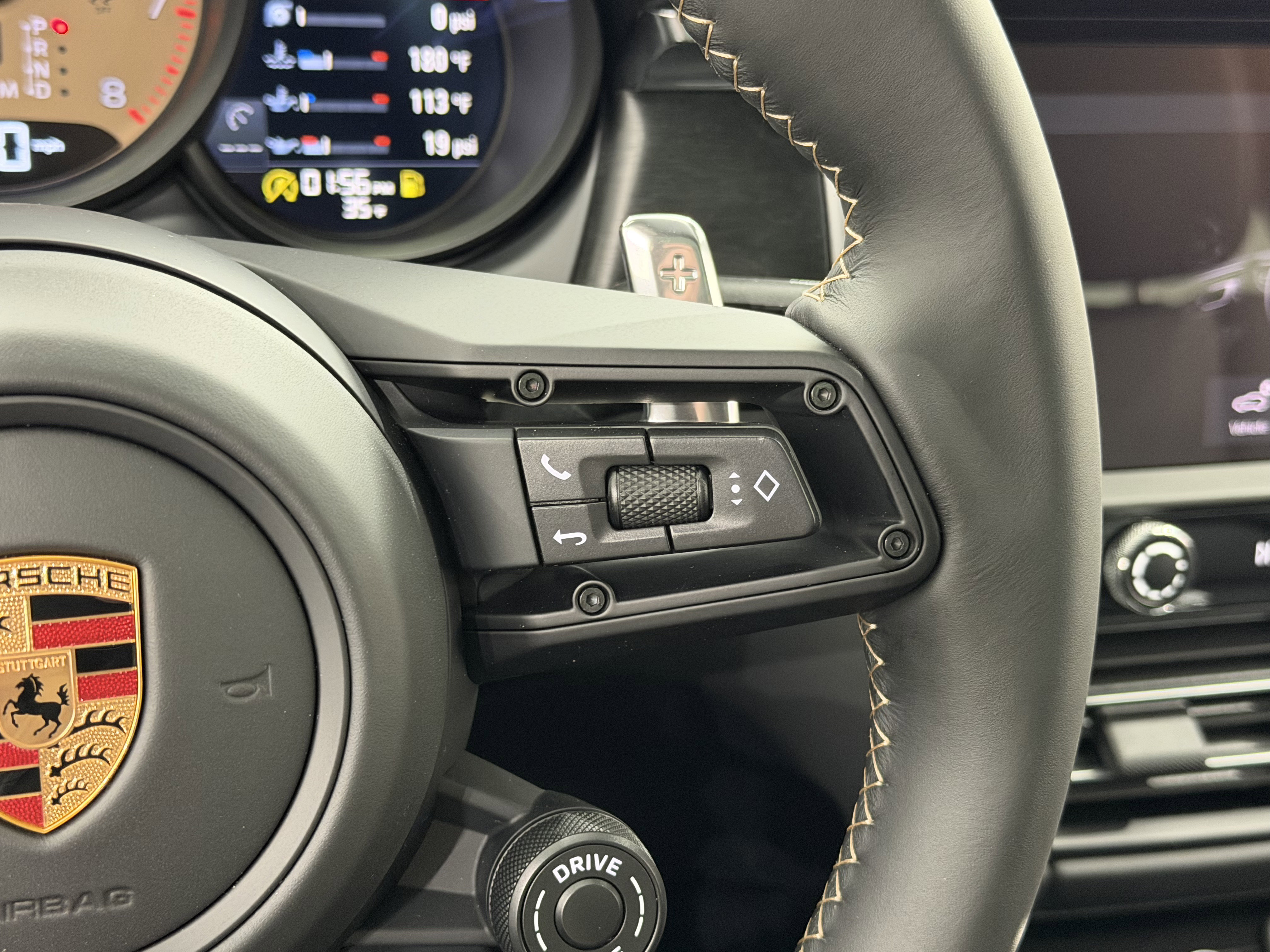 New 2026 Porsche Macan GTS image 55