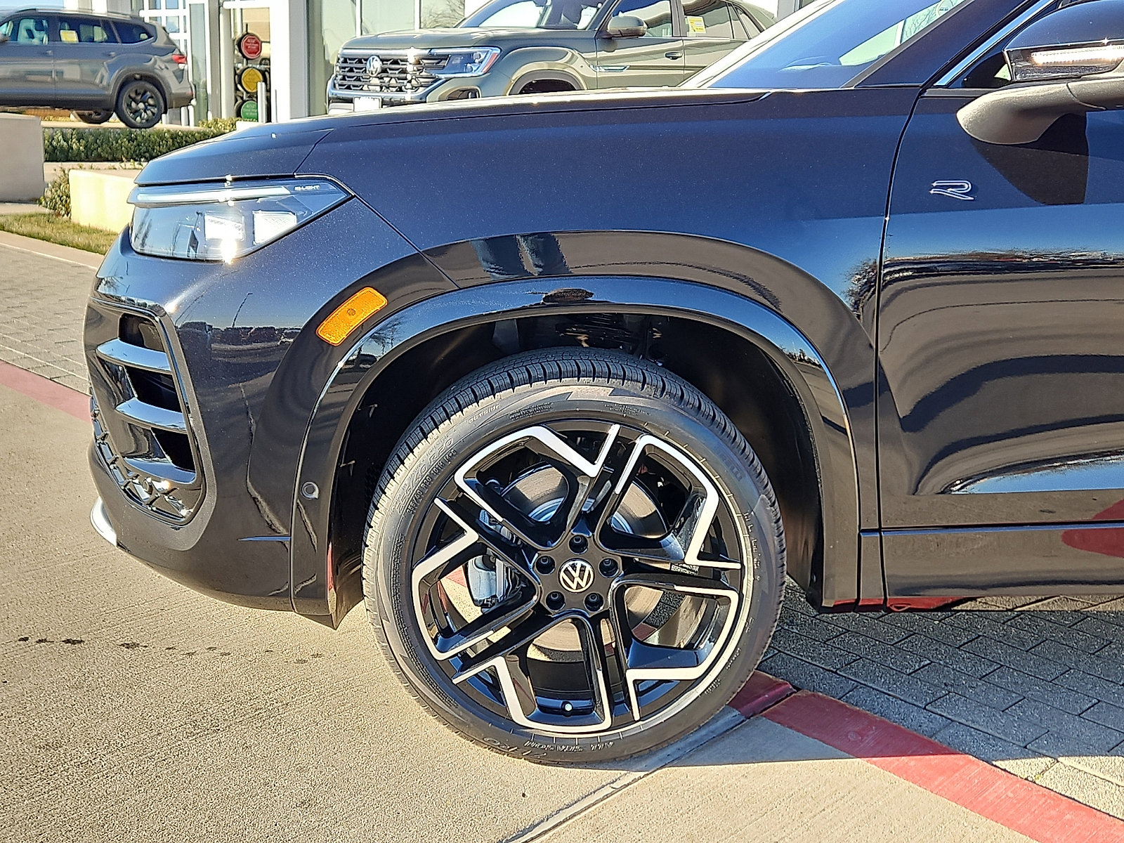 New 2026 Volkswagen Tiguan SEL R-Line image 6