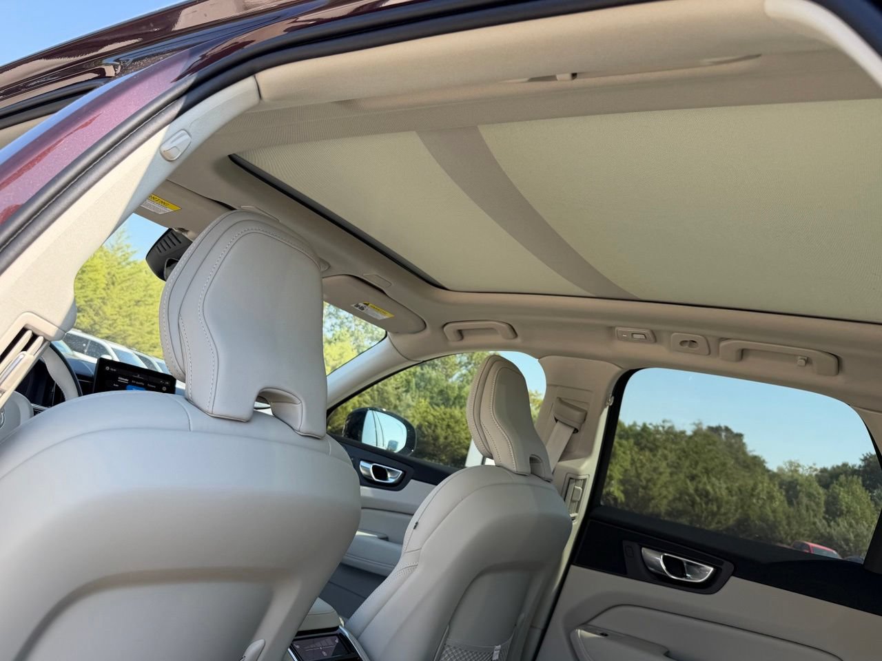 New 2027 Volvo XC60 B5 Ultra AWD/4WD image 21