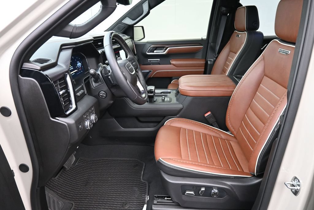 Used 2026 GMC Sierra 1500 Denali Ultimate AWD/4WD image 10
