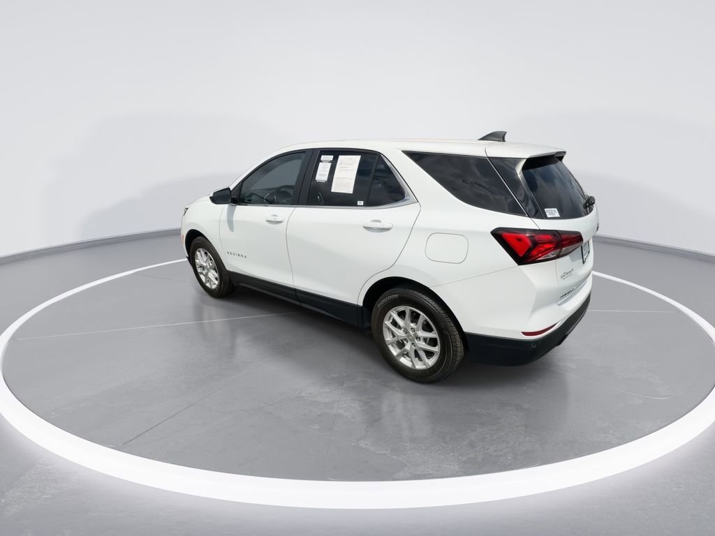 Used 2024 Chevrolet Equinox LT w/ Driver Convenience Package AWD/4WD image 6