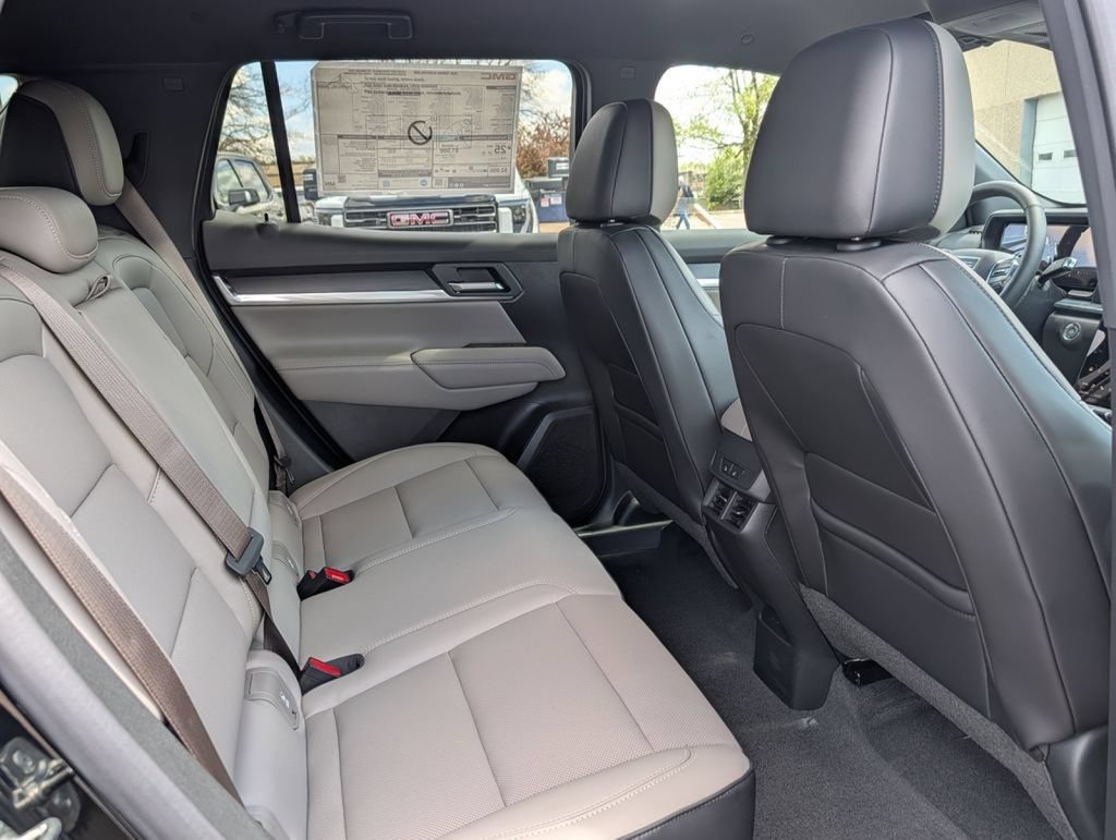 New 2026 GMC Terrain Elevation w/ Elevation Premium Package AWD/4WD image 32