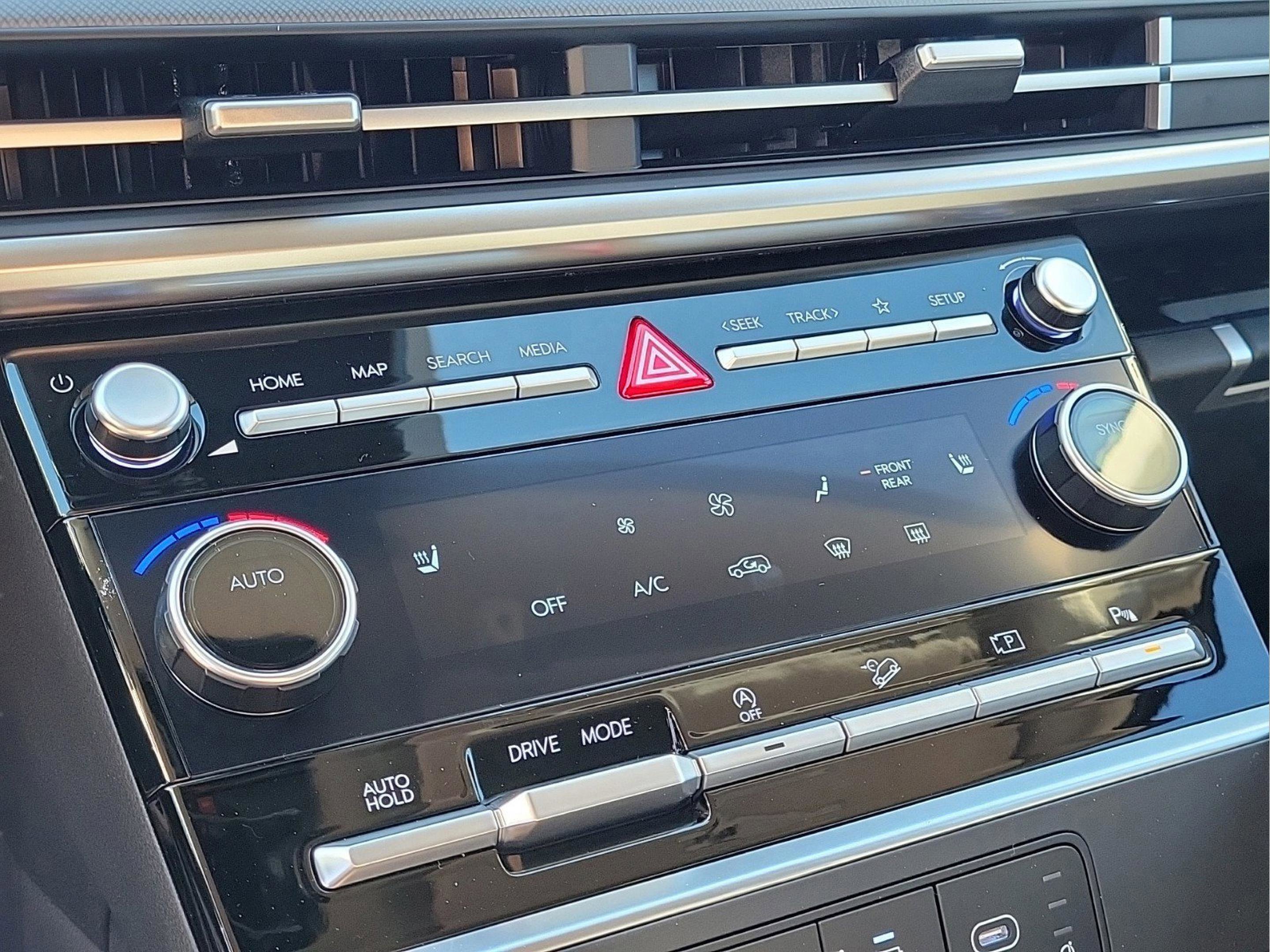 New 2026 Hyundai Santa Fe SEL image 30