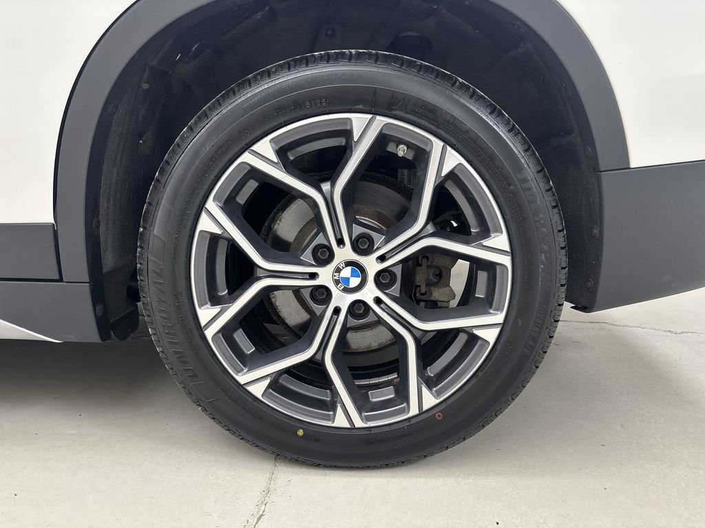 Used 2020 BMW X1 xDrive28i w/ Convenience Package AWD/4WD image 12
