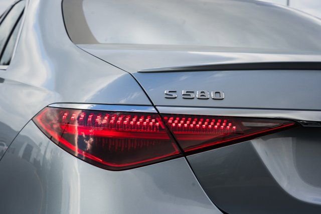 New 2026 Mercedes-Benz S 580 4MATIC Sedan image 7