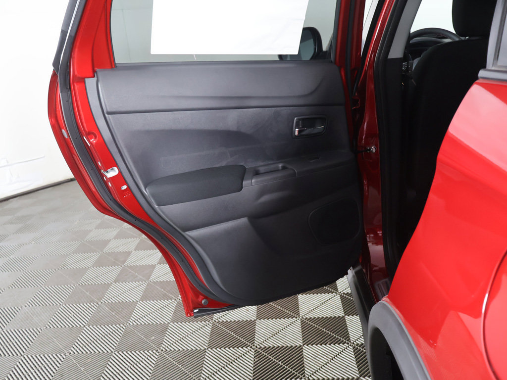 New 2027 Mitsubishi Outlander Sport LE FWD image 21