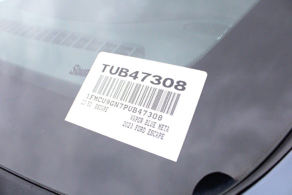 Used 2023 Ford Escape Active AWD/4WD image 38