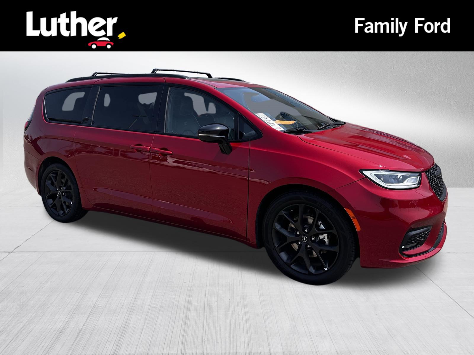 Used 2025 Chrysler Pacifica Limited