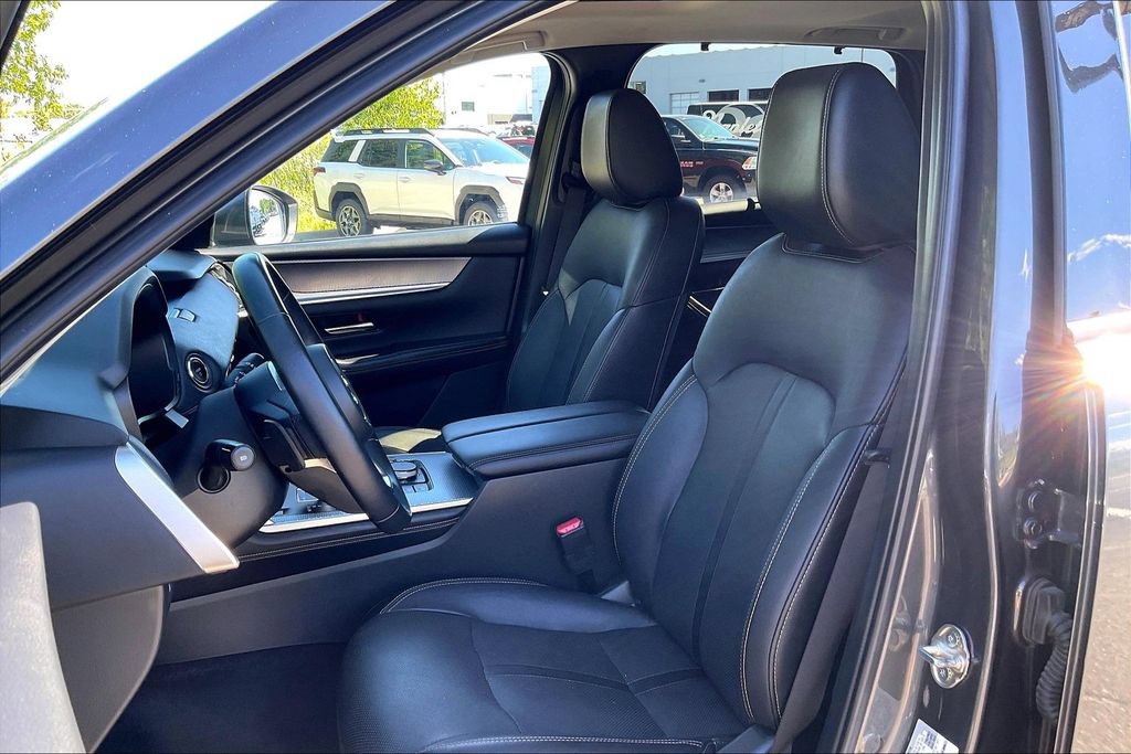 Used 2024 MAZDA CX-90 Plug-In Hybrid w/ Preferred AWD/4WD image 25
