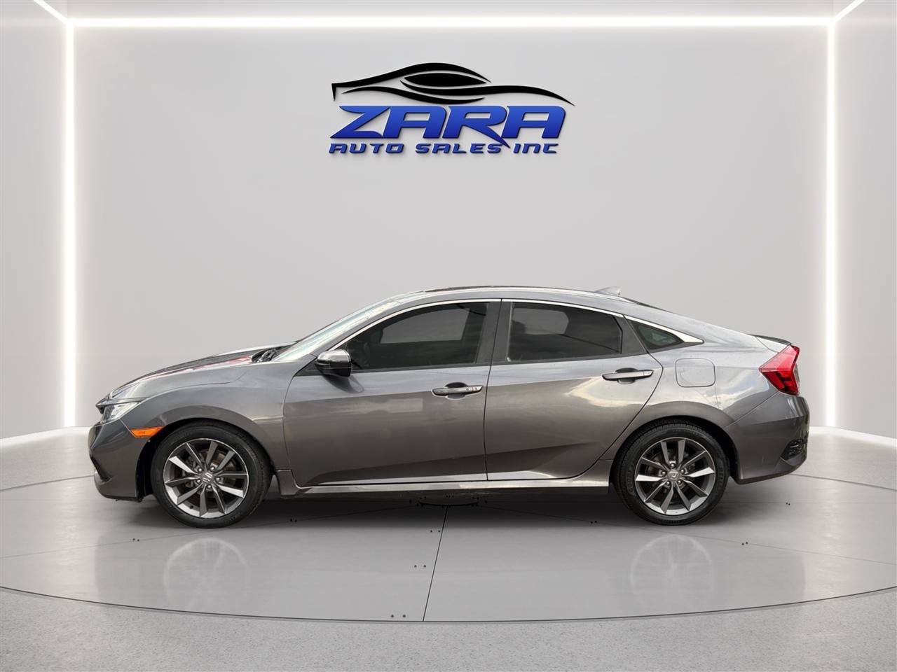 Used 2019 Honda Civic EX image 4