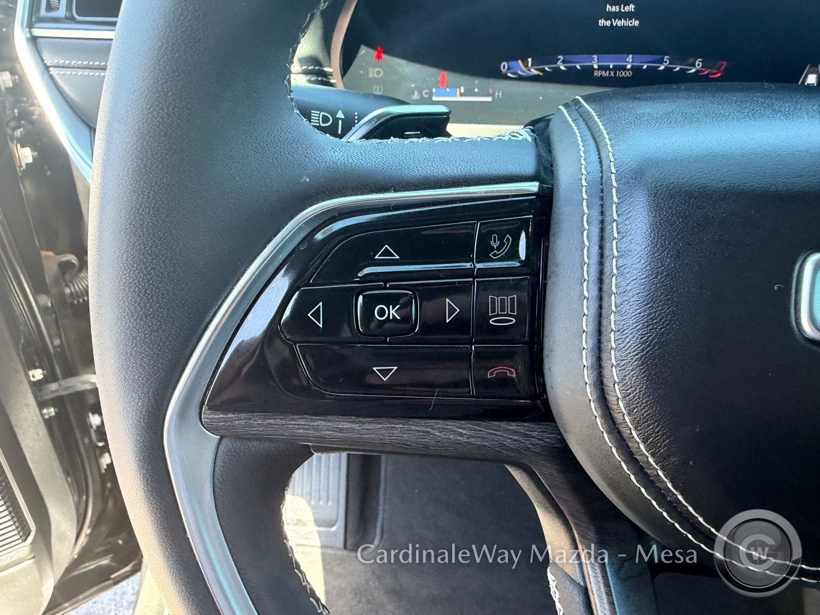 Used 2023 Jeep Grand Cherokee L Overland w/ Luxury Tech Group IV image 20