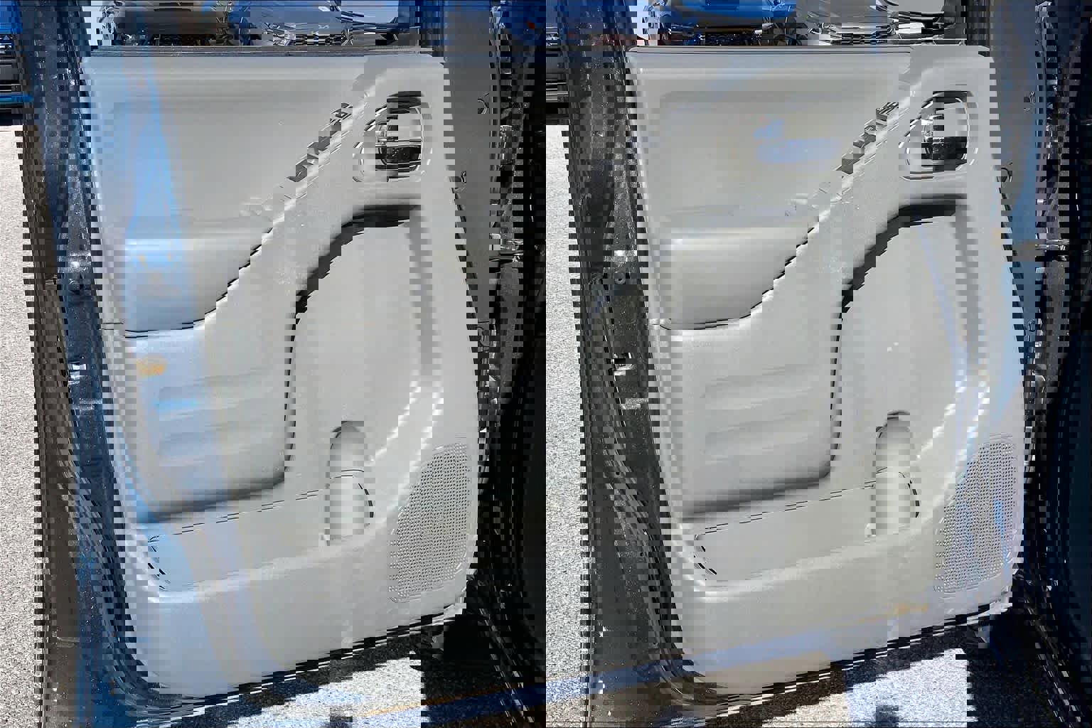 Used 2020 Nissan Frontier SV image 21