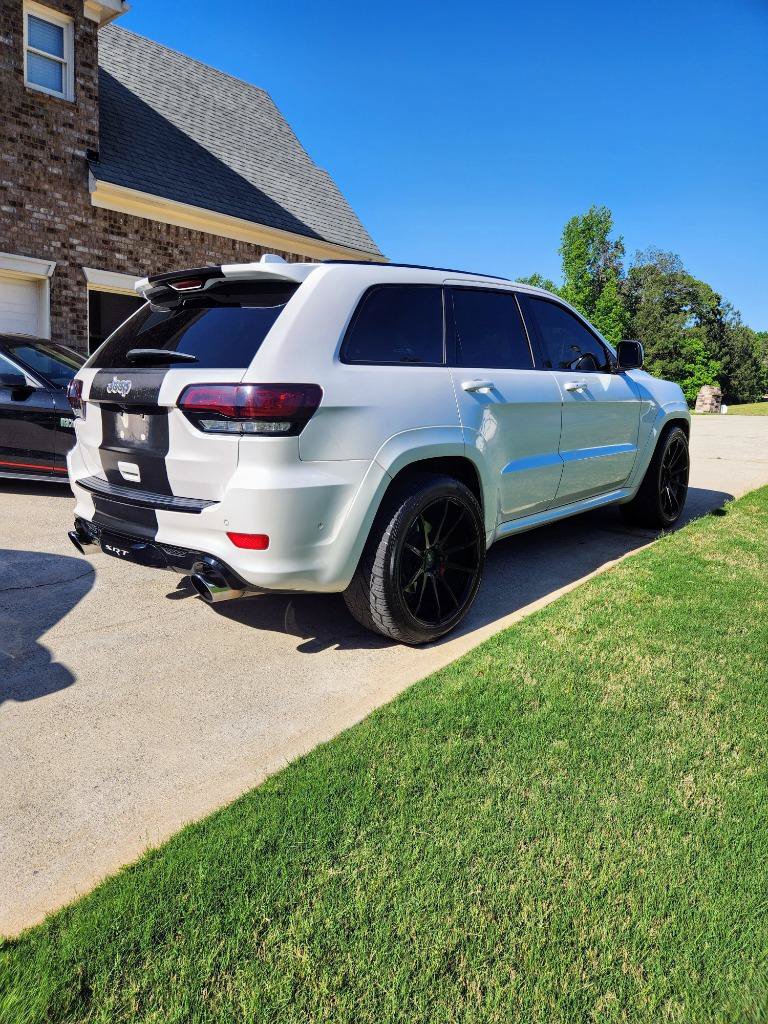 Used 2017 Jeep Grand Cherokee SRT w/ Trailer Tow Group IV AWD/4WD image 5