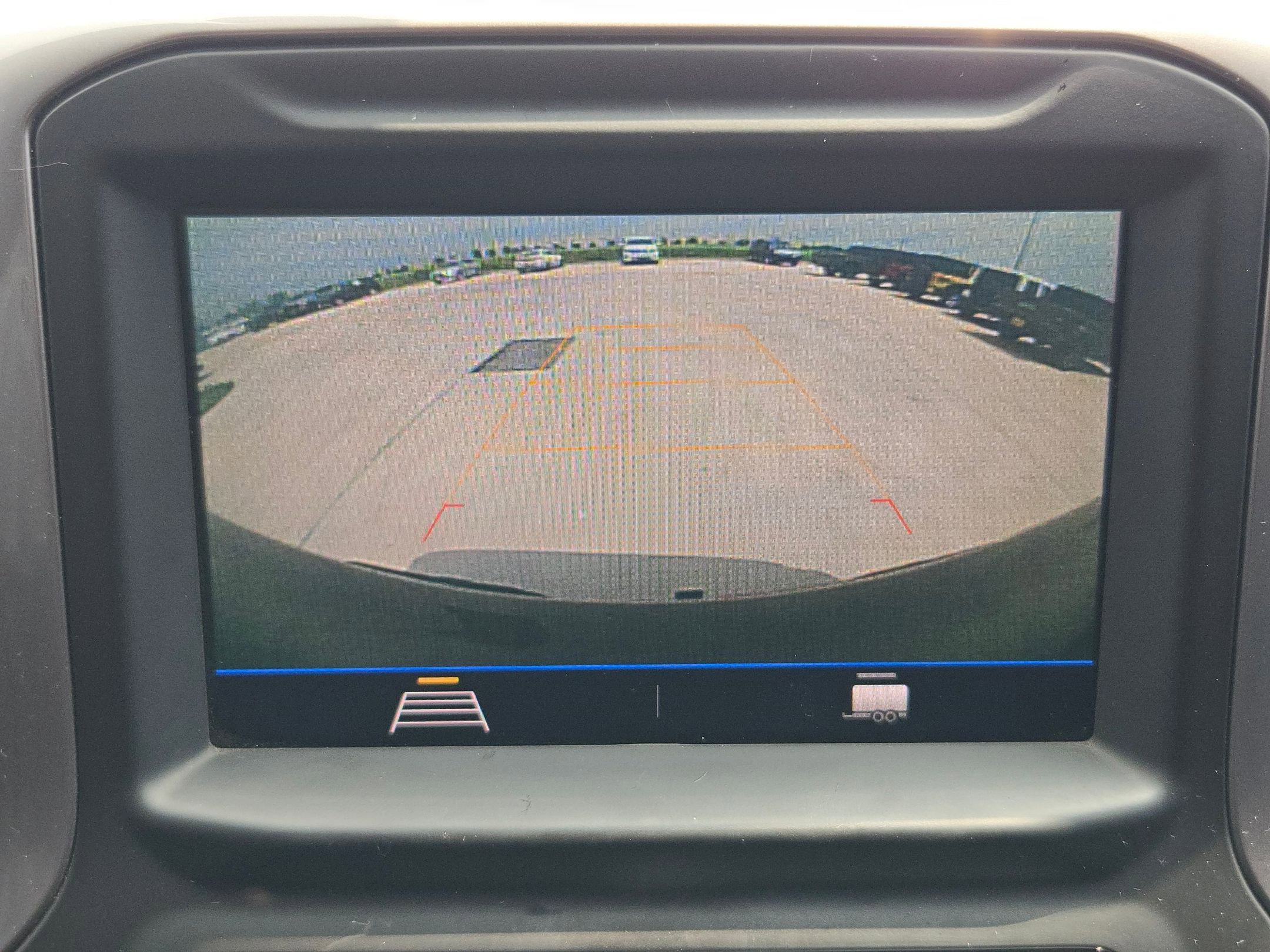 Used 2020 Chevrolet Silverado 1500 Custom w/ Custom Value Package RWD image 15