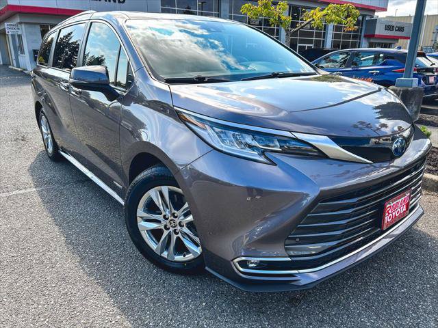 Certified 2021 Toyota Sienna Limited AWD/4WD image 2