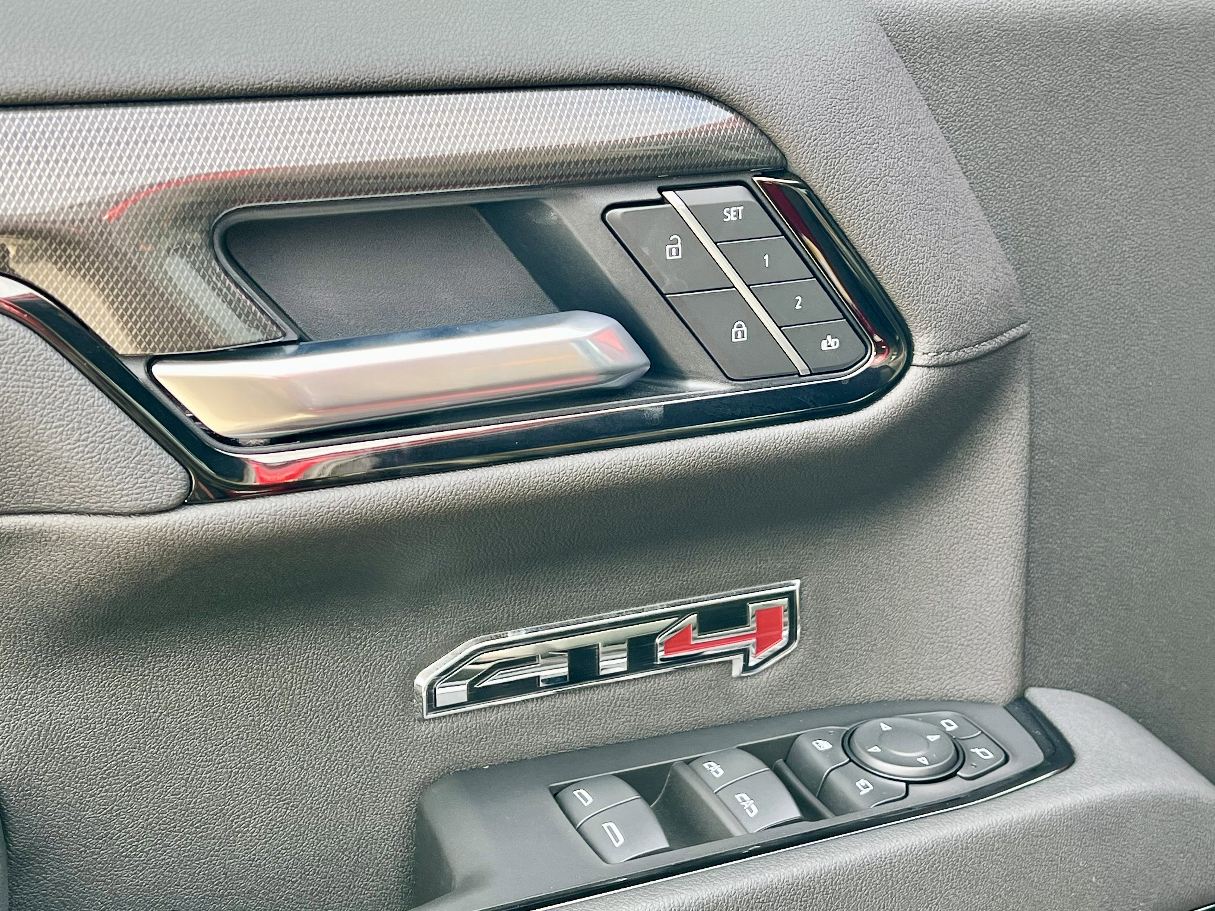 New 2026 GMC Sierra 1500 AT4 w/ AT4 Premium Package image 8