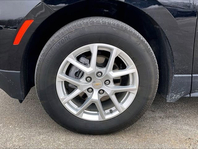 Used 2024 Chevrolet Equinox LS AWD/4WD image 7