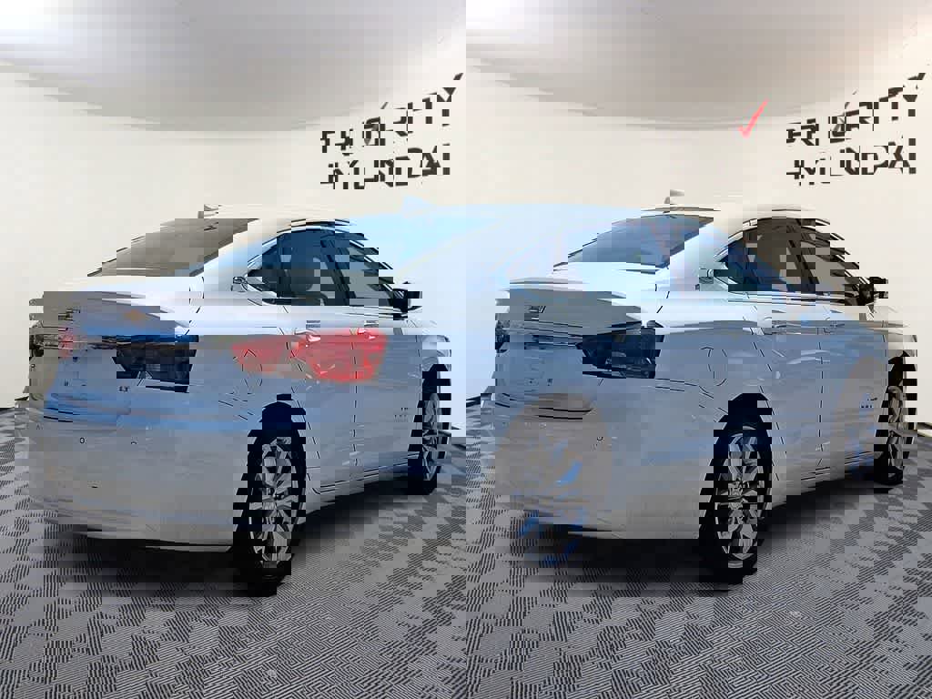 Used 2018 Chevrolet Impala LT w/ LT Leather Package image 4