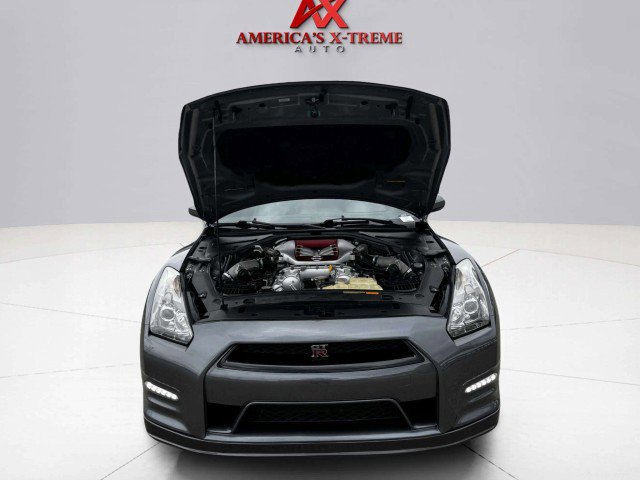 Used 2013 Nissan GT-R Premium image 50
