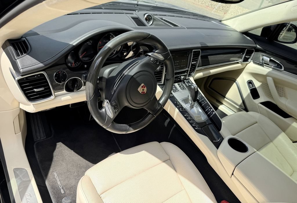 Used 2013 Porsche Panamera AWD/4WD image 17