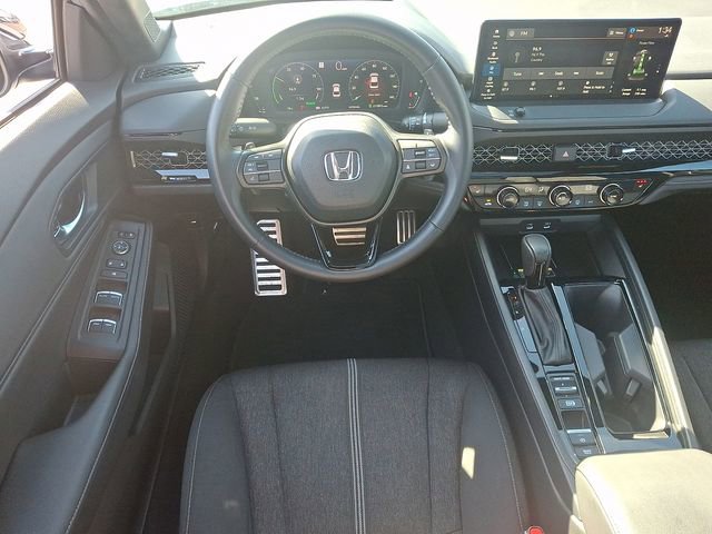 Used 2025 Honda Accord Sport image 11