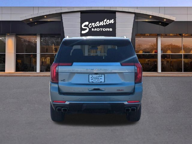 Certified 2025 GMC Yukon Denali AWD/4WD image 4