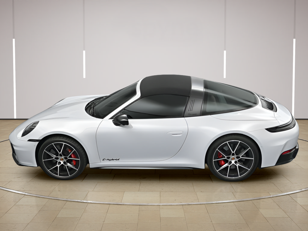 Certified 2025 Porsche 911 Targa 4 GTS AWD/4WD image 38