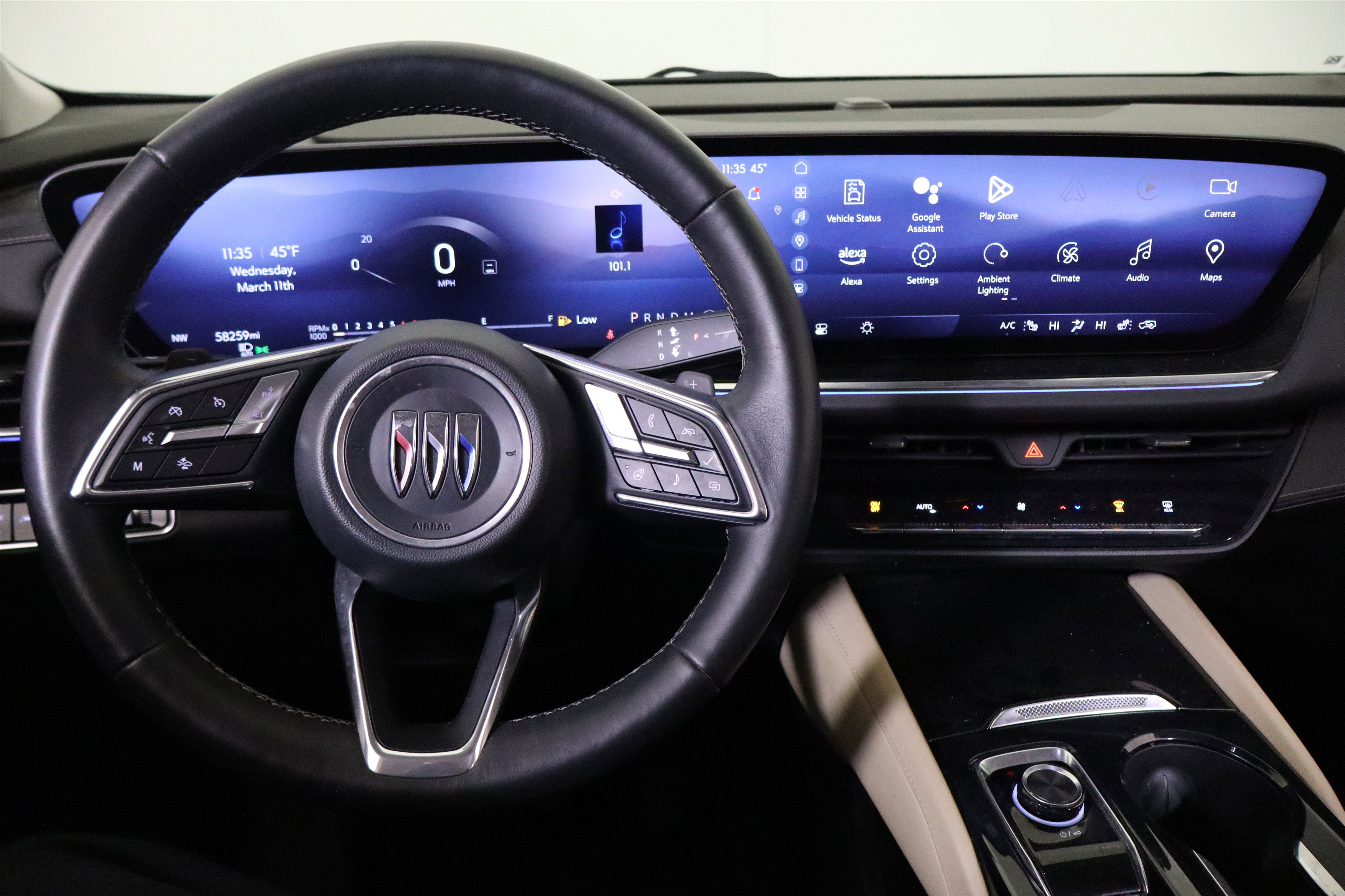 Used 2024 Buick Envision Preferred image 17