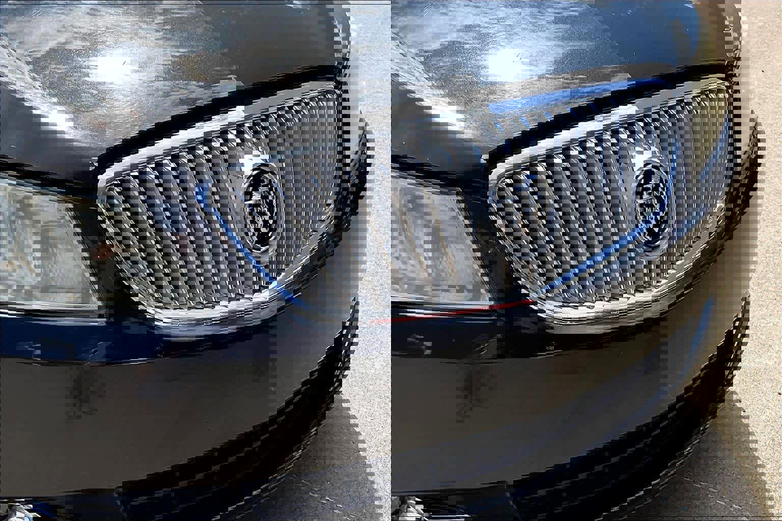 Used 2012 Buick LaCrosse Premium w/ Driver Confidence Package image 28